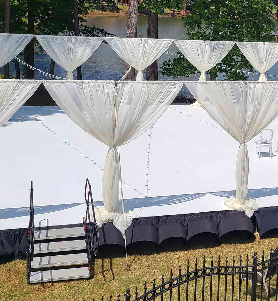 WEDDING BY THE LAKE Expo